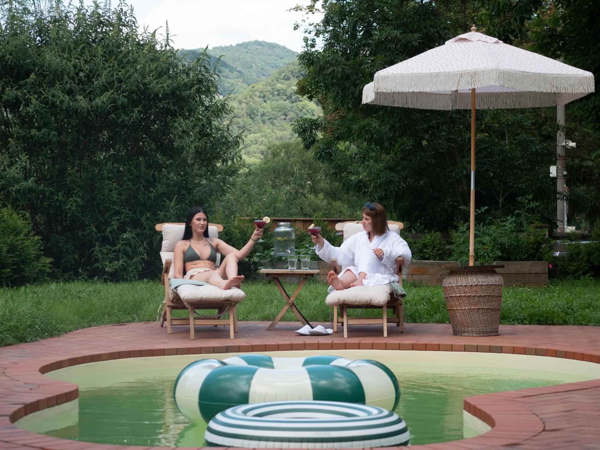 Sebuzinka Bed & Breakfast Usti nad Labem Ngoại thất bức ảnh